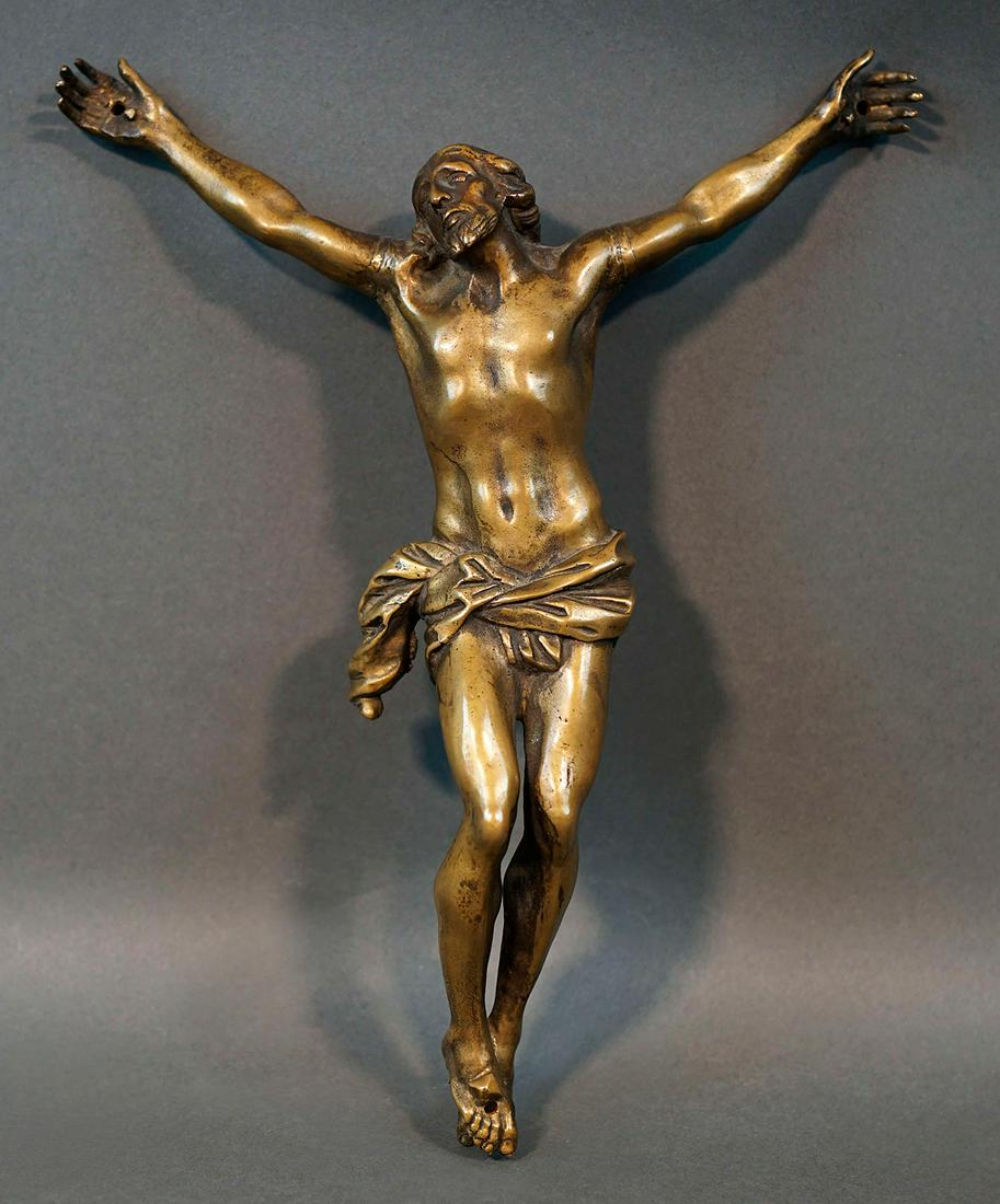 17th century Italian school. Cristo.  Chiseled bronze.  Old restorations in both arms. (1 of 4)