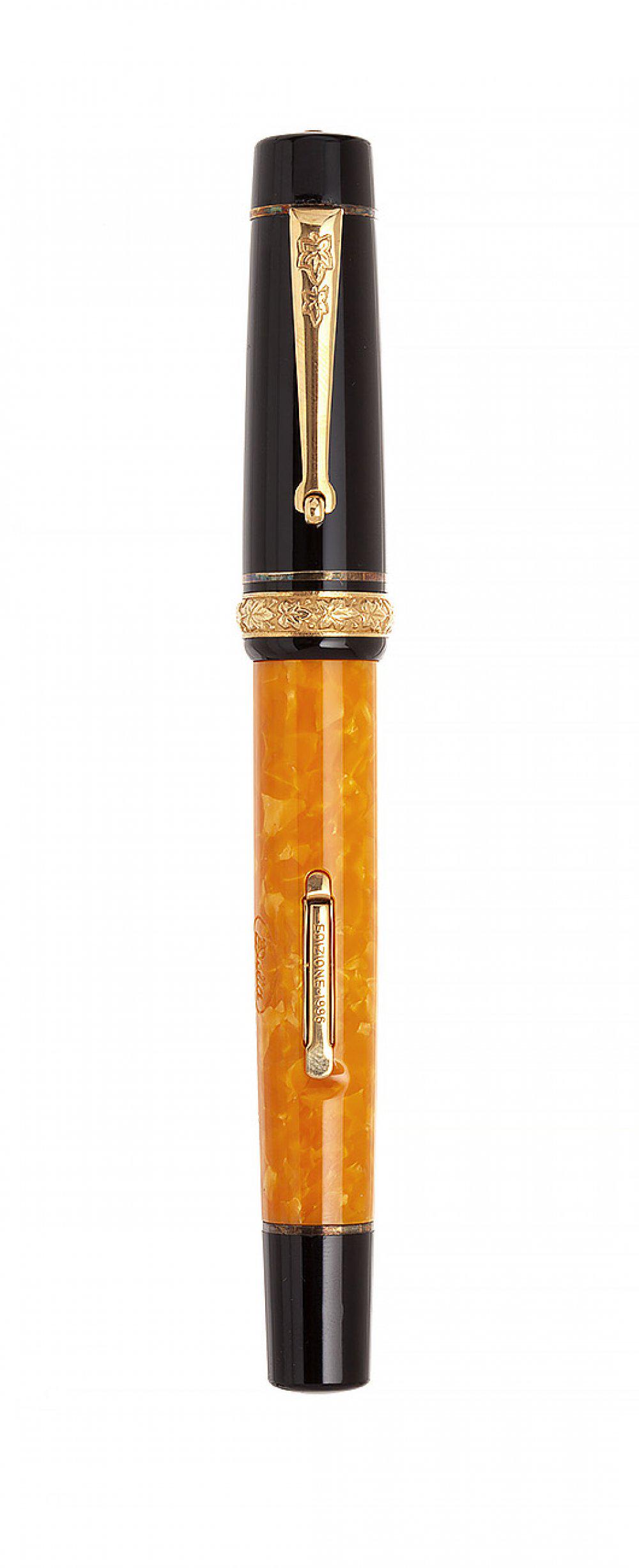 DELTA â€œDOLCE VITAâ€ FOUNTAIN PEN, 1996. Body in black and orange resin with gold details. Bicolor (1 of 3)