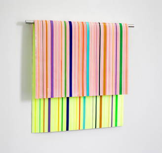 LINDA BESEMER (Indiana, USA, 1957). "Fold # 78. 2002. Acrylic painting on aluminium bar.: LINDA BESEMER (Indiana, USA, 1957). "Fold # 78. 2002. Acrylic painting on aluminium rod. Size: 76,2 x 63,5 cm. Linda Besemer is one of the most interesting renovators of the formalist currents. The