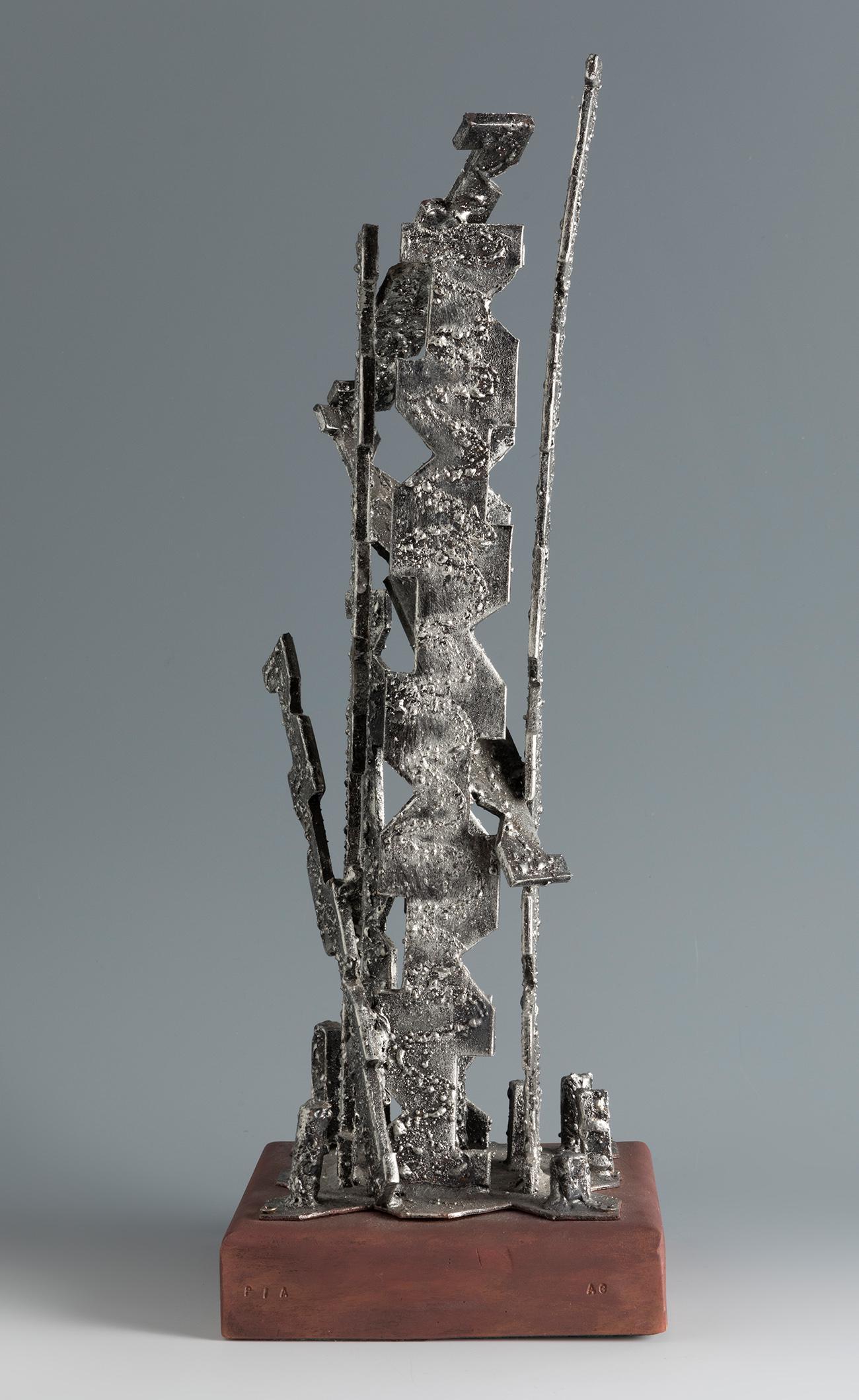 AMADEO GABINO (Valencia, 1922 - Madrid, 2004). Untitled. Iron sculpture, copy P.A. Signed and (1 of 4)