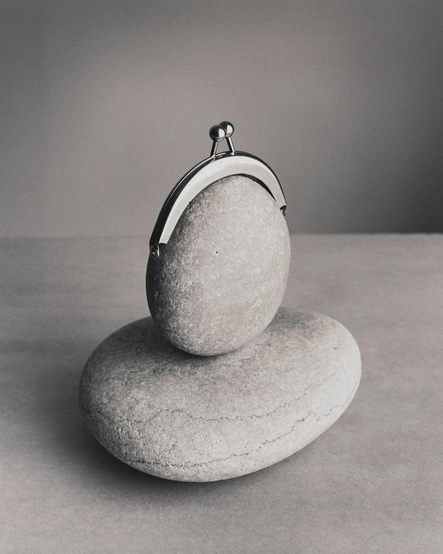 CHEMA MADOZ (Madrid, 1958) Untitled, 2000. Positive bromide tack. Exemplary 3/15. It has a label: CHEMA MADOZ (Madrid, 1958) Untitled, 2000. Positive bromide virado. Copy 3/15. With label of the GalerÃ­a Moriarty (Madrid) on the back. Signed, dated and justified on the back. Provenance: private