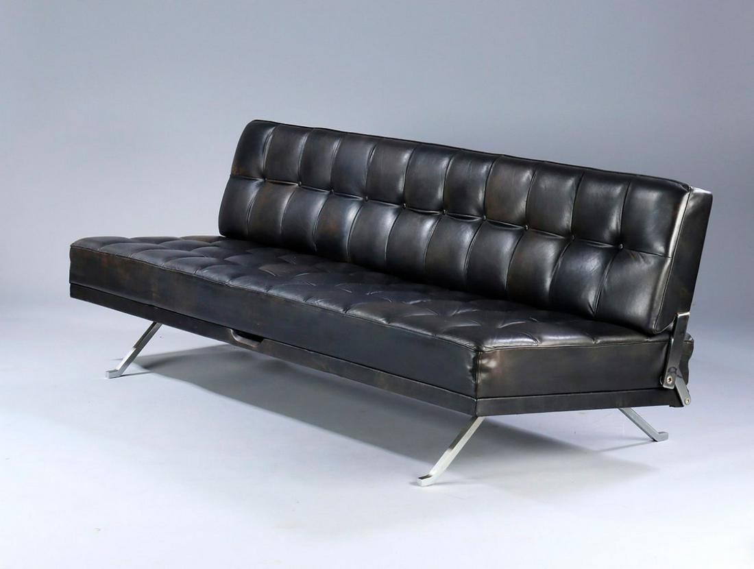 JOHANNES SPALT (Gmunden, Austria, 1920-Vienna, 2010) for FRANZ WITTMANN, Austria. Daybed Constanze,: JOHANNES SPALT (Gmunden, Austria, 1920 - Vienna, 2010) for FRANZ WITTMANN, Austria. Daybed Constanze, design 1961. Wooden frame, hand-stitched black leather upholstery, chromed steel base and mechanis