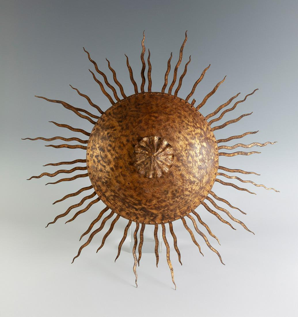 Ceiling chandelier, 1950s. With three interior light points. In metal, with gold patina. (1 of 6)