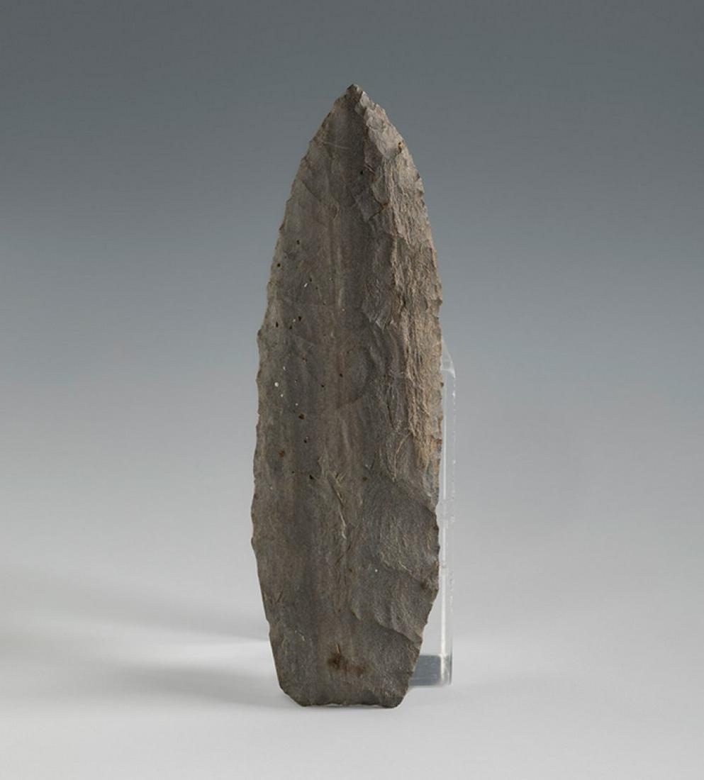 Arrowheads of Native American Indian peoples. America, 13000-1000 B.C. Flint. Provenance: -: Arrowheads of Native American Indian peoples. America, 13000-1000 BC. Flint. Provenance: - Jacques-AndrÃ© Cronier (1956-2019), ChÃ¢teau de MeziÃ¨rs le ClÃ©ry, France. - By inheritance from its