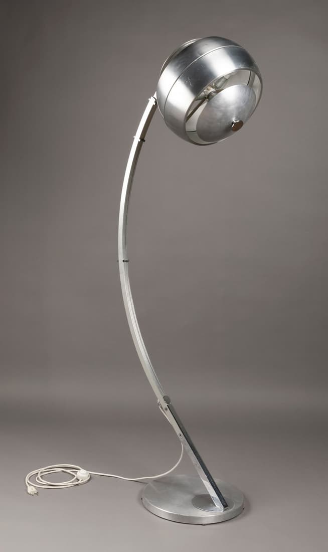 BERTRAND BALAS (France, 1935) for Raak. Floor lamp "Fontaine Jaillissante", ca. 1970s. Steel and: BERTRAND BALAS (France, 1935) for Raak. Floor lamp "Fontaine Jaillissante", ca. 1970s. Steel and aluminium. Adjustable arm. Dimensions: 177 x 60 x 40 cm. This floor lamp, with an aesthetic indebted to