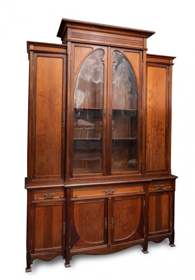 Art Nouveau cabinet-showcase, ca. 1900. Carved wood and marquetry. Beveled crystals. With your key. (1 of 7)