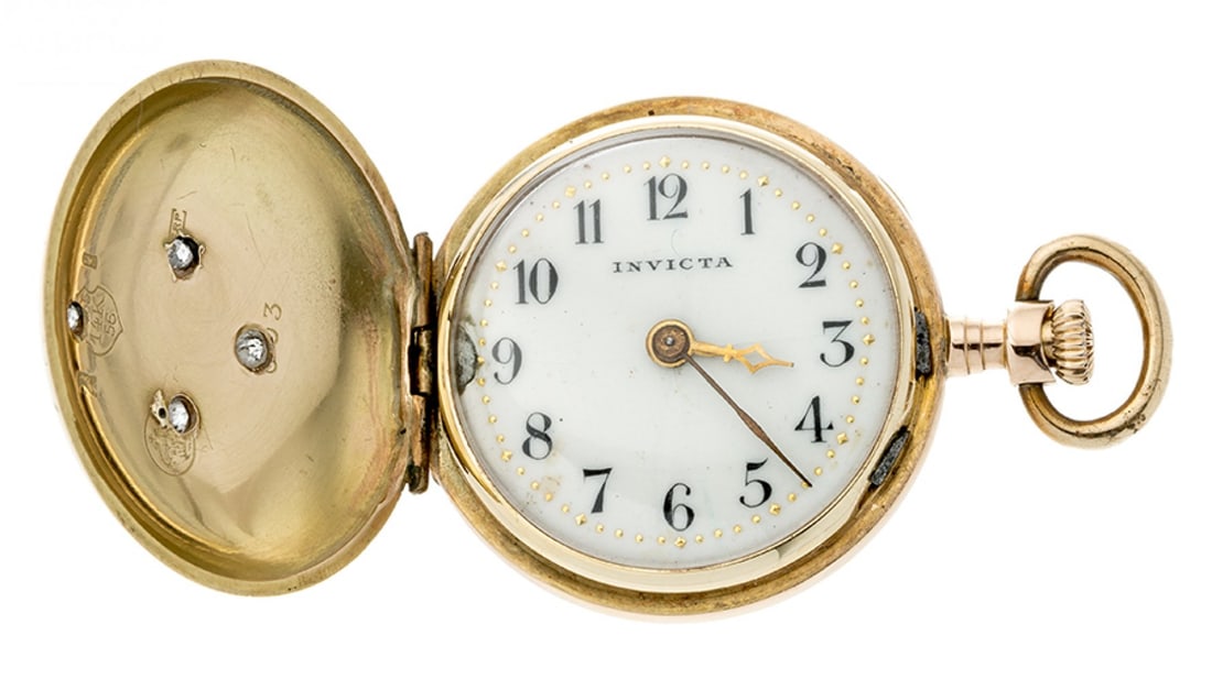 INVICTA pocket watch for women. In 14 kt yellow gold. Circular cream-colored dial with Arabic: INVICTA pocket watch for women. In 14 kt yellow gold. Circular cream-colored dial with Arabic numerals. Case with double bombé lid decorated with diamonds, old cut. Fluted profile crown at 3 o'clock.