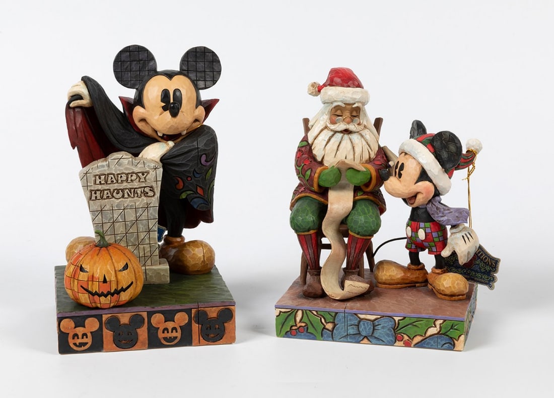 WALT DISNEY Showcase Collection Disney Traditions for Enesco. - "Checking it twice". - "Happy: WALT DISNEY Showcase Collection Disney Traditions for Enesco. - "Checking it twice", item #4008063. - "Happy Haunts", item #4008069. In original boxes. With stamps on the base. In good condition. Meas