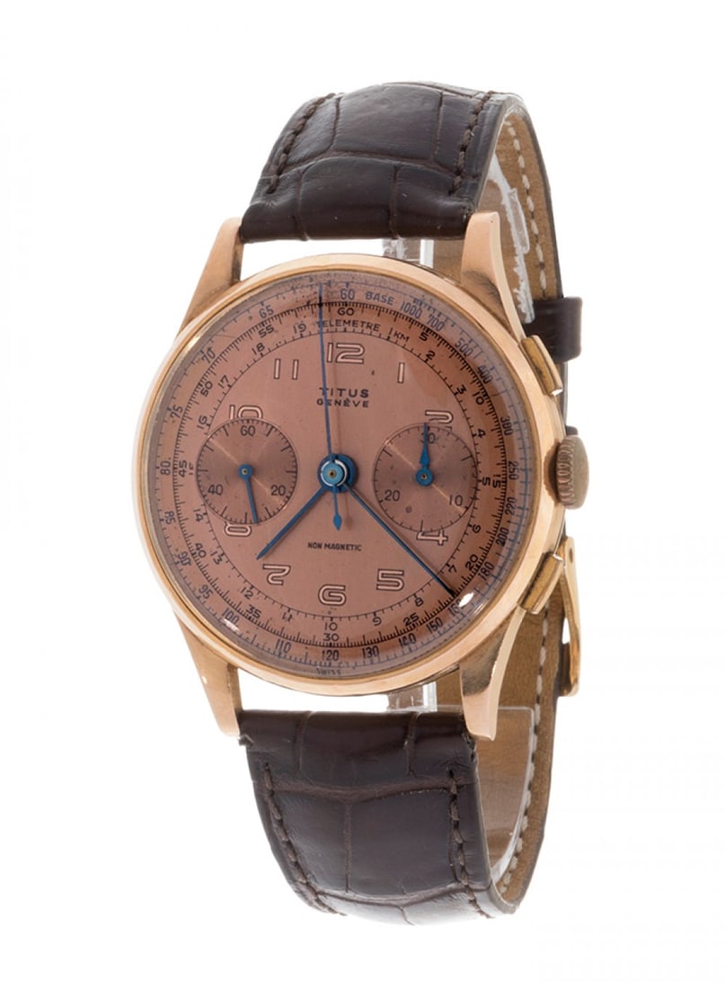 TITUS vintage watch for men/Unisex.: TITUS vintage watch for men/Unisex. Case in 18kt yellow gold. Copper colored dial with Arabic numerals. Cobalt blue baton hands. Telemeter scale. Two auxiliary dials for seconds and chorno. Chronomete