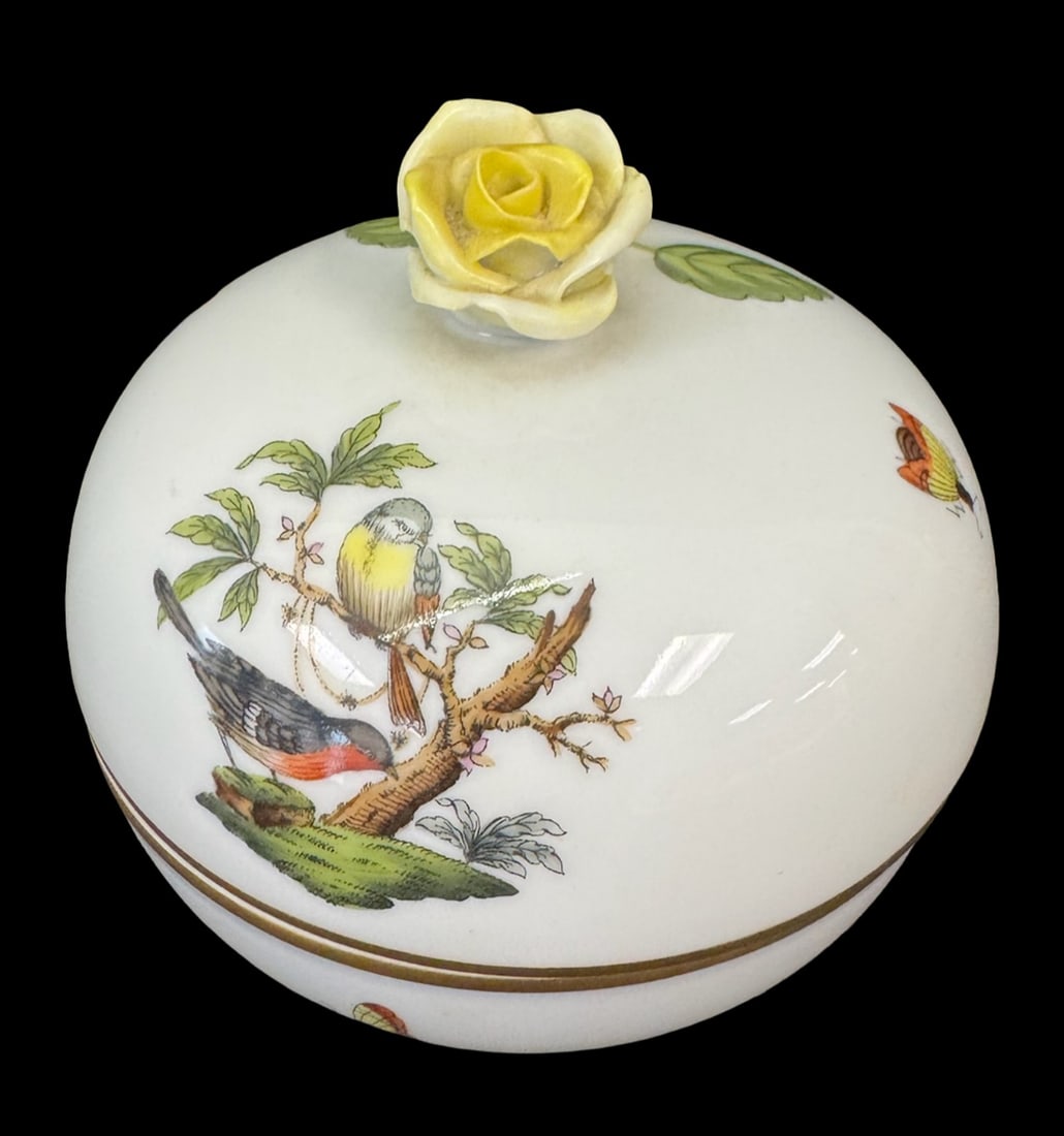 Vintage Herend Hand Painted Porcelain Bonbonniere (1 of 4)