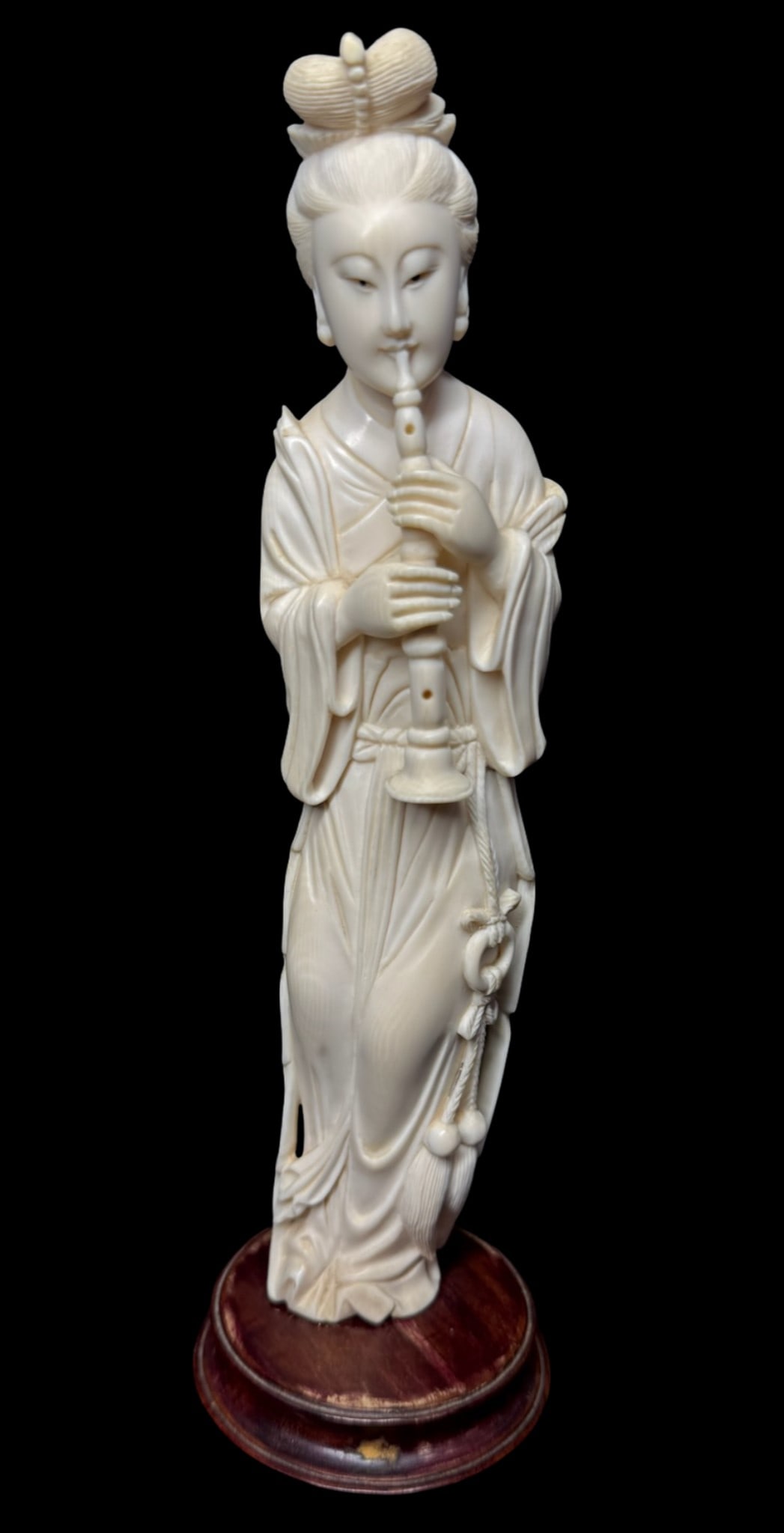 Qing Dynasty Chinese Carved Ivory Maiden Figure (1 of 3)