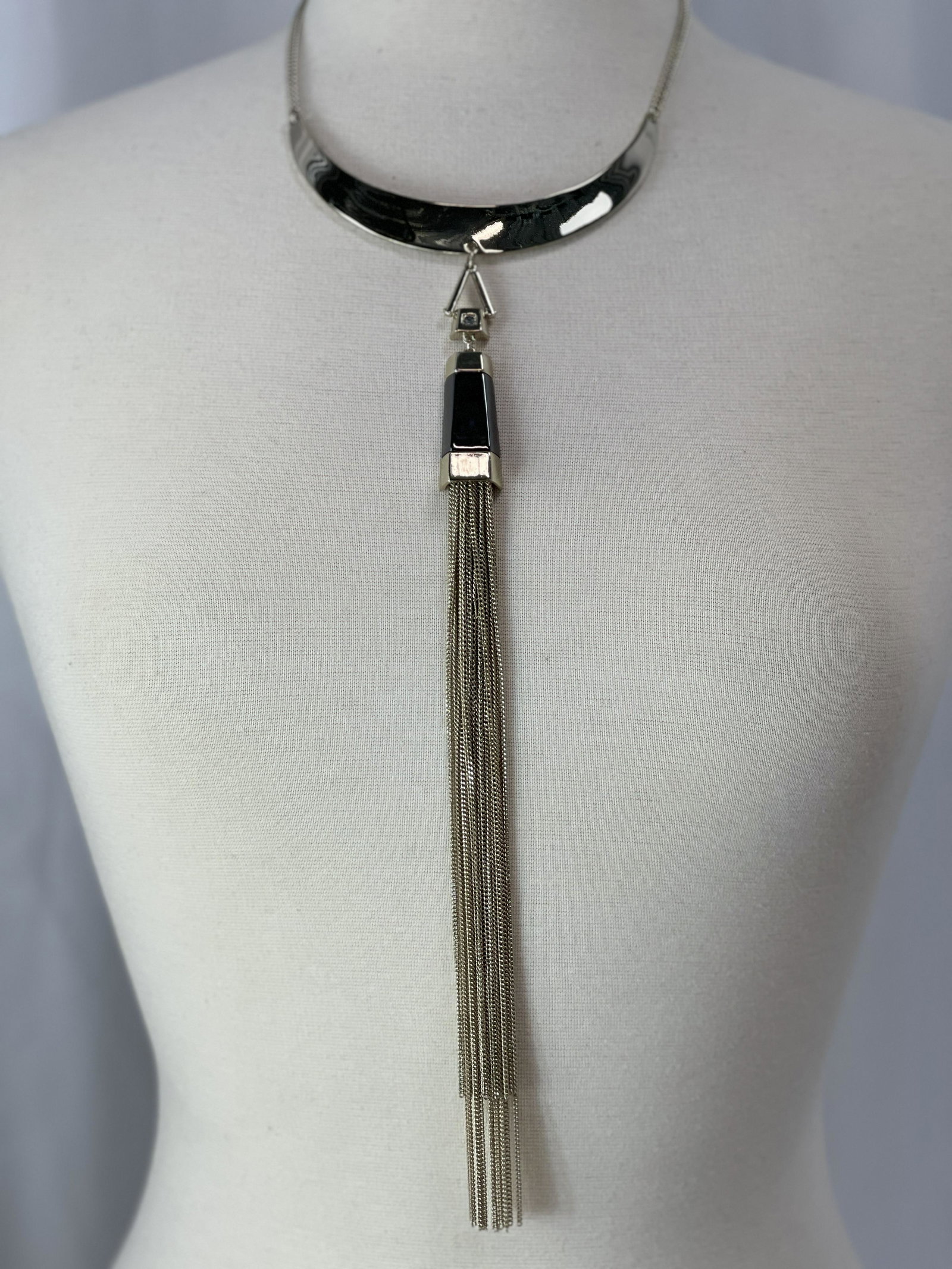 Choker Tassel Drop Necklace: Choker Tassel Drop Necklace