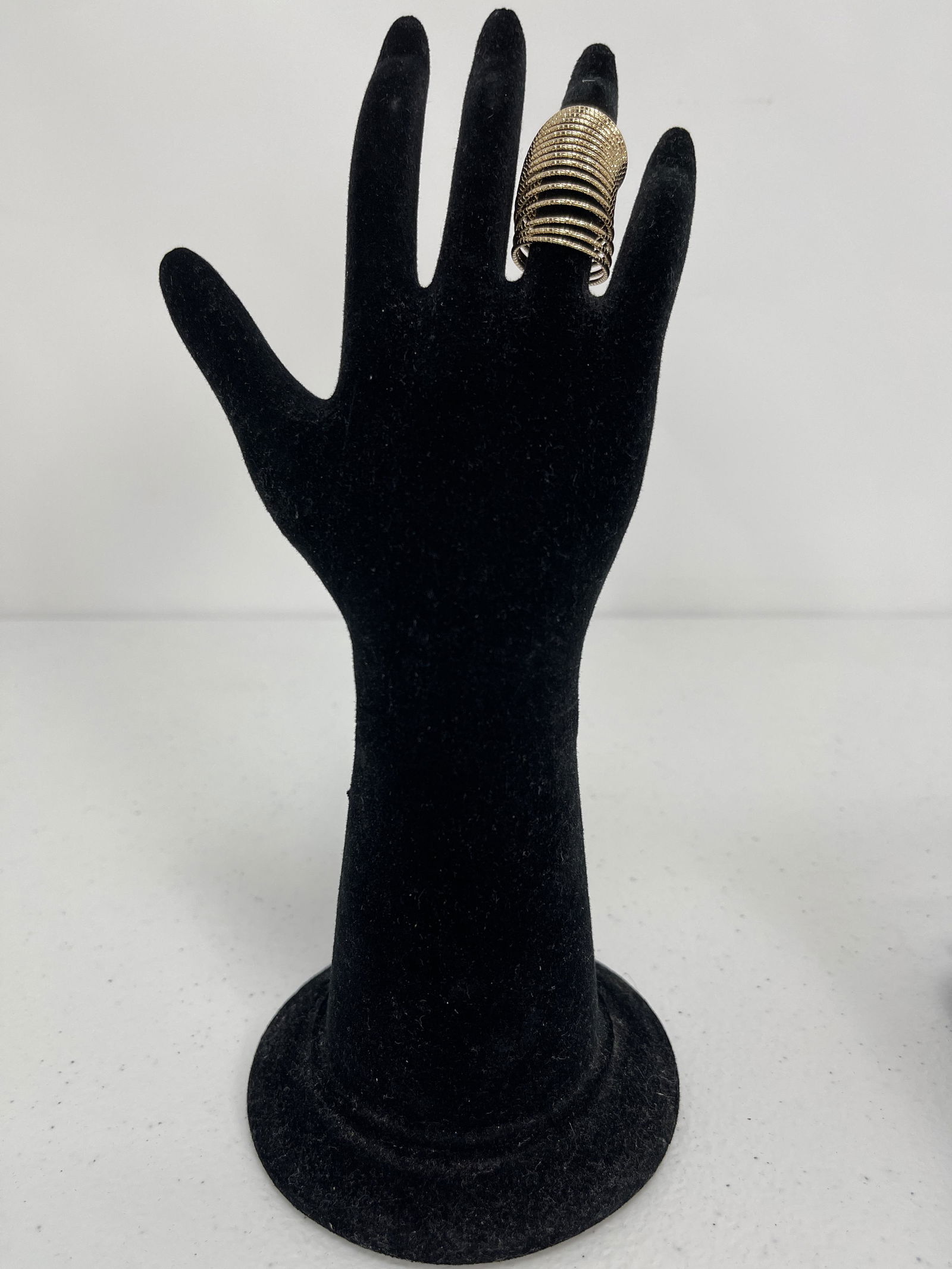 Gold Tone Nuckle Ring: Gold knuckle ring