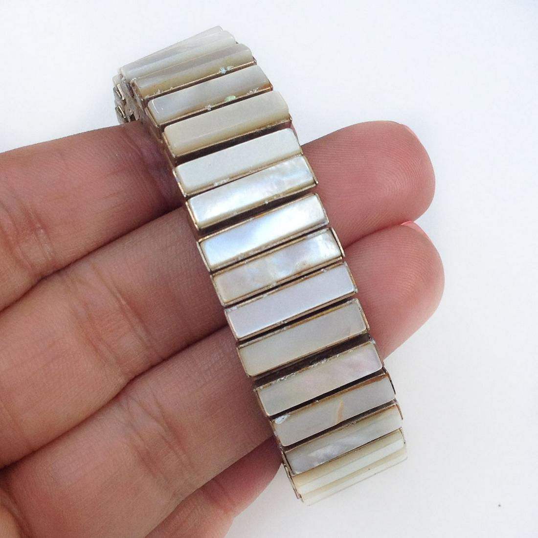 Vintage silver tone adjustable expandable MOP bracelet (1 of 4)