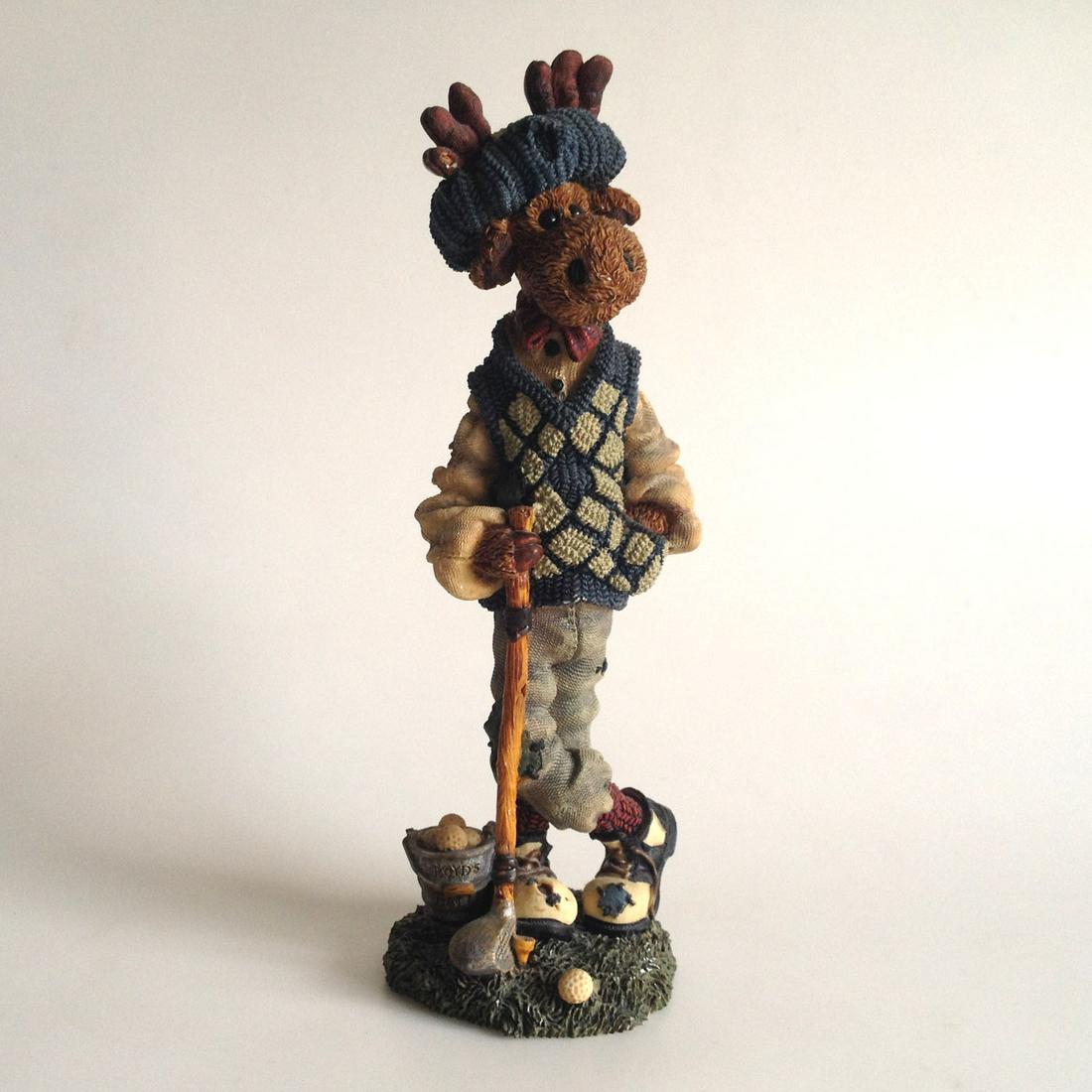 Boyd Bears and Friends Moose Ziggy golfer figurine (1 of 5)