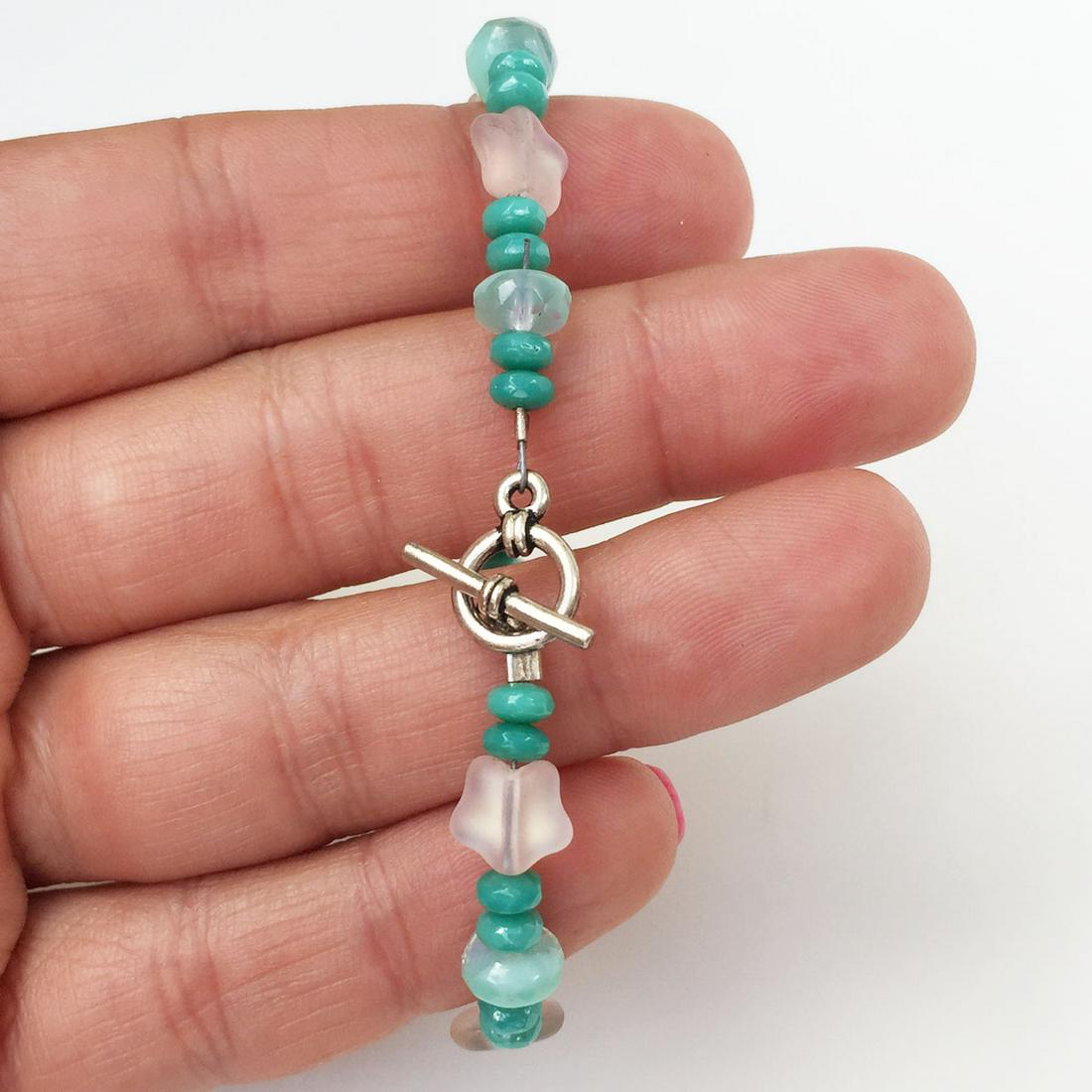 Sterling silver green, iridescent star beads bracelet (1 of 2)