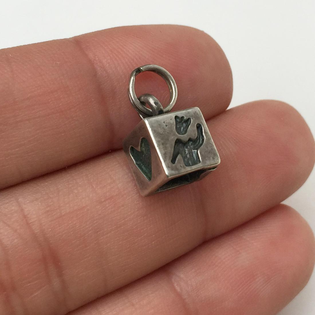 ANNI & CO Sterling silver cube charm pendant (1 of 6)