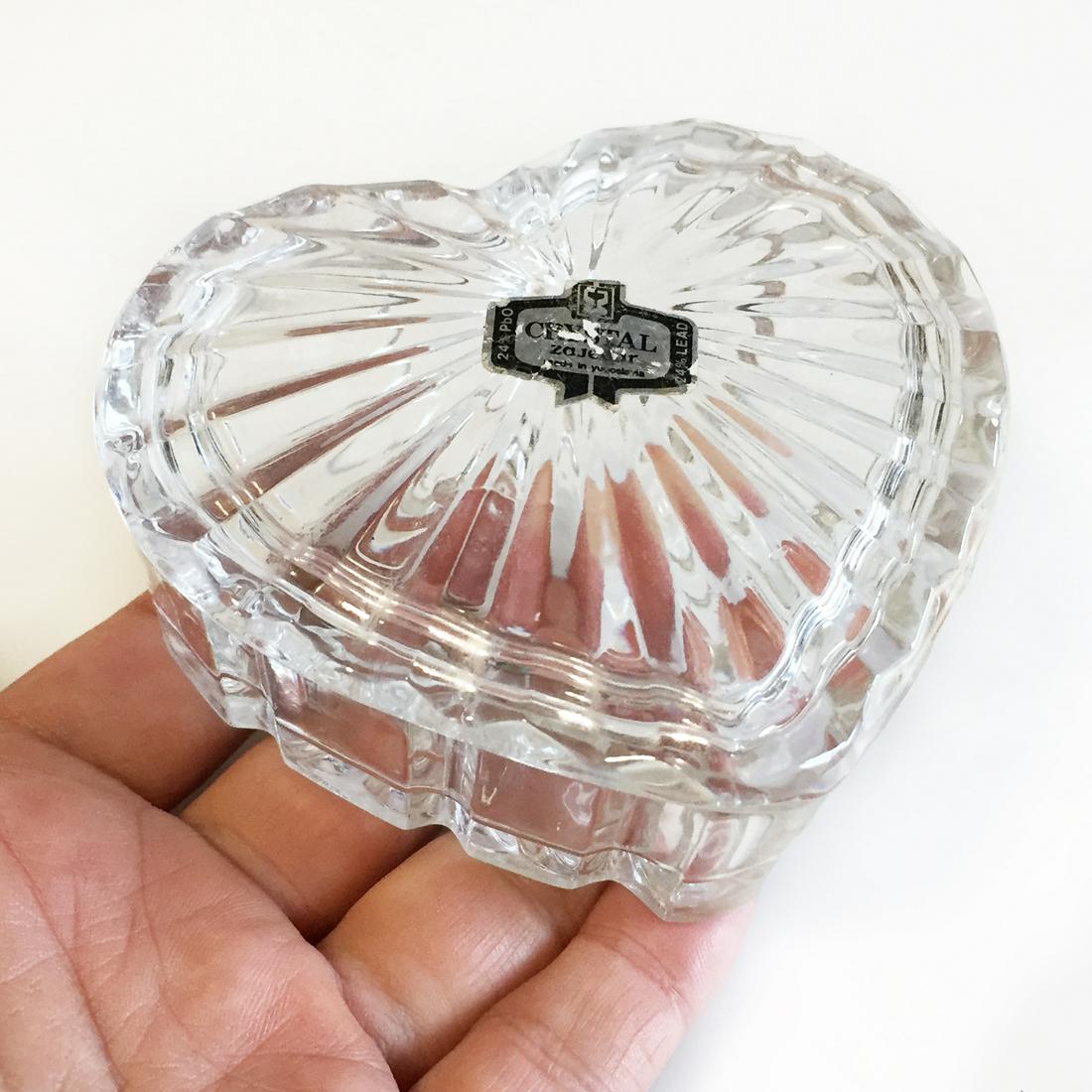 ZAJECAR Vintage cut heart shape crystal trinket box (1 of 6)