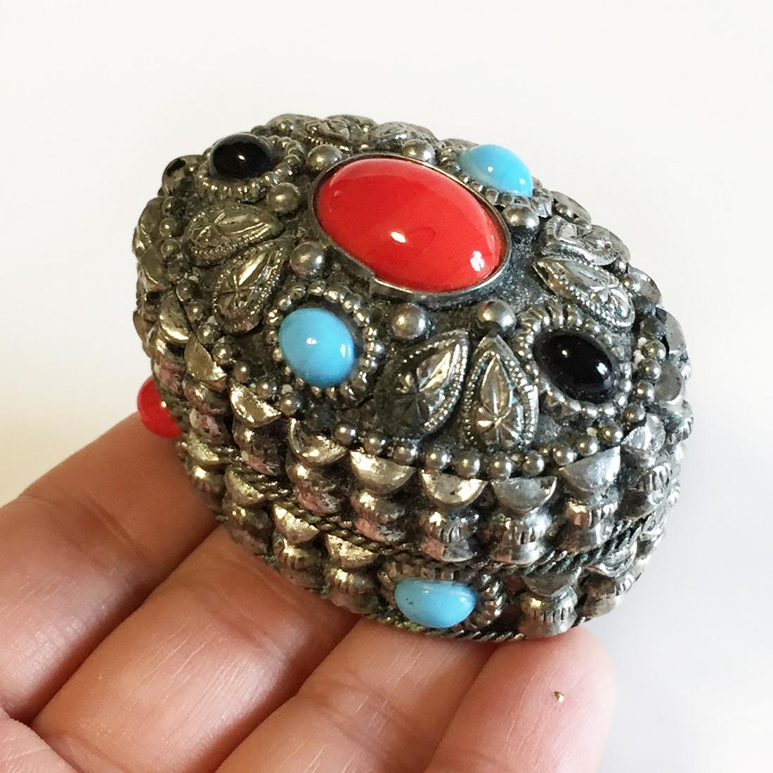 Silver tone red blue black cabs oval trinket box (1 of 7)