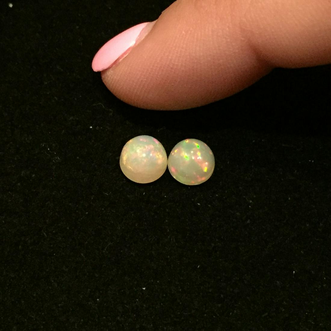 2 Round cabochon Welo Ethiopian opals 1.50 cts (1 of 4)
