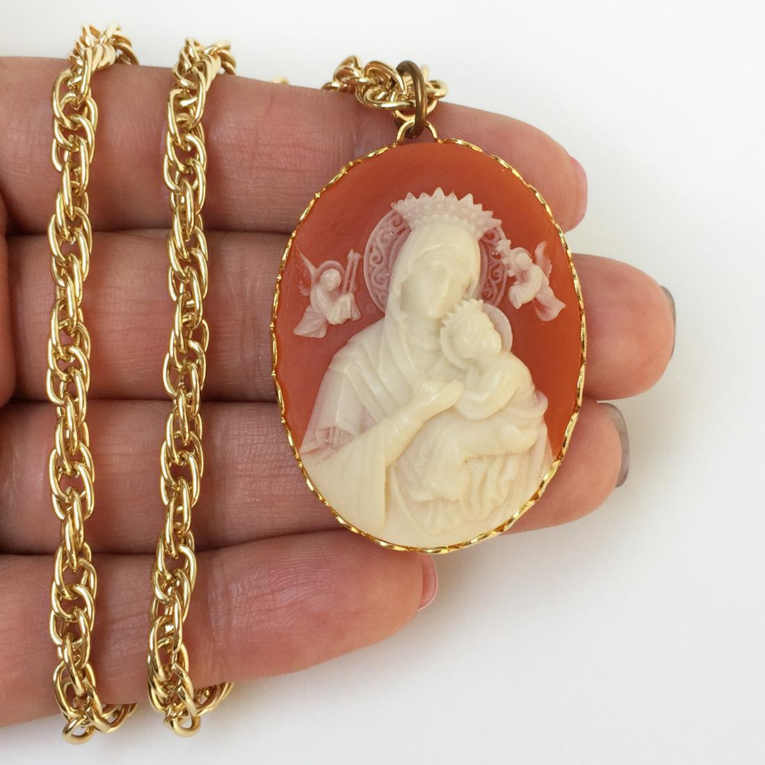 Gold tone religious cameo pendant chain necklace (1 of 4)