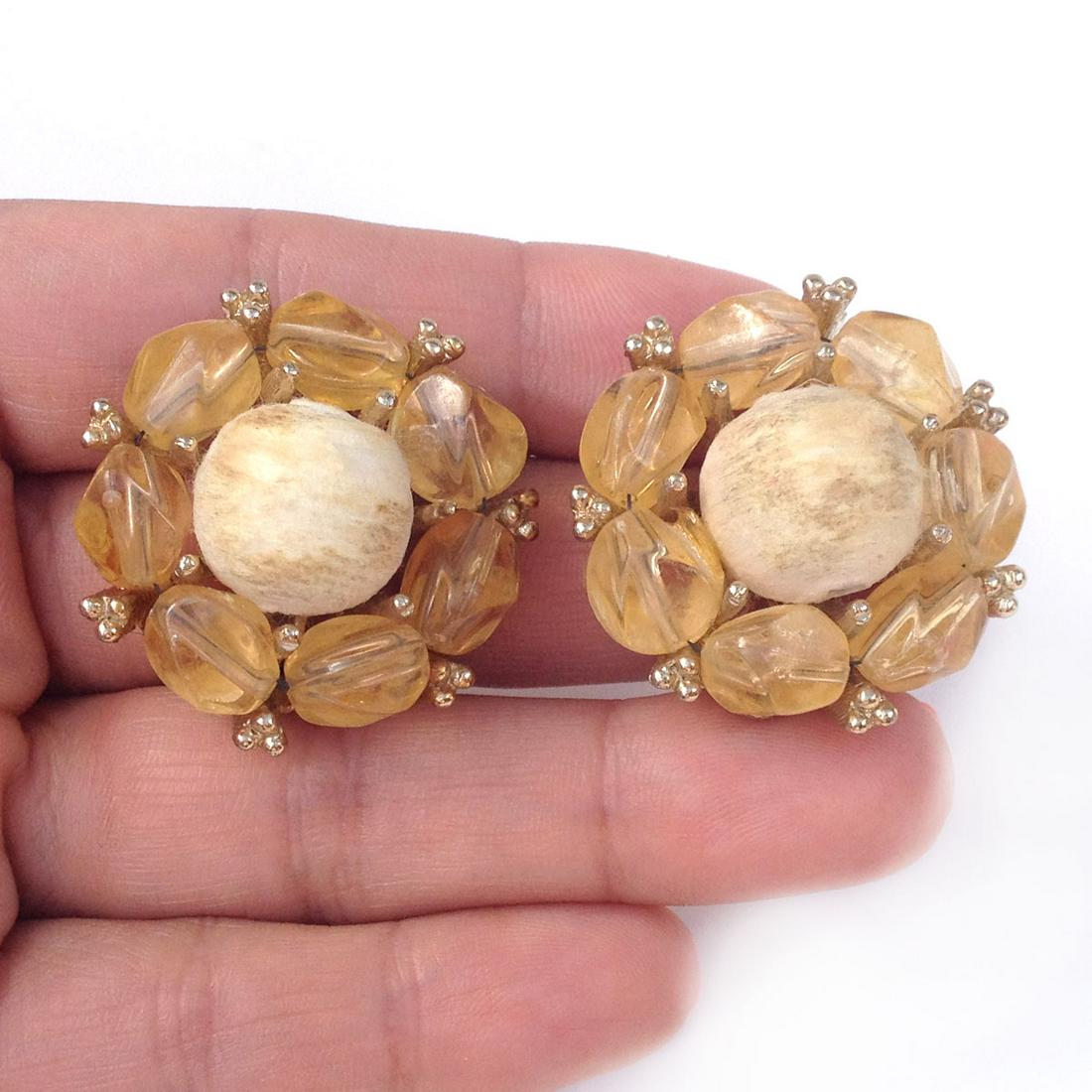 Vintage gold tone textured beads ear clips (1 of 3)
