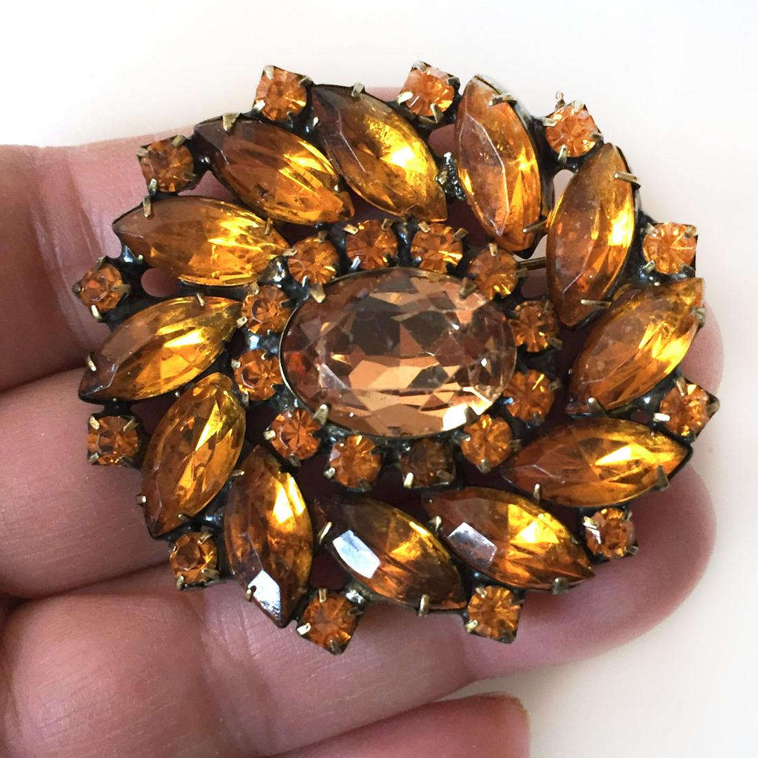 Vintage bronze color Flower brooch prong set crystals (1 of 3)