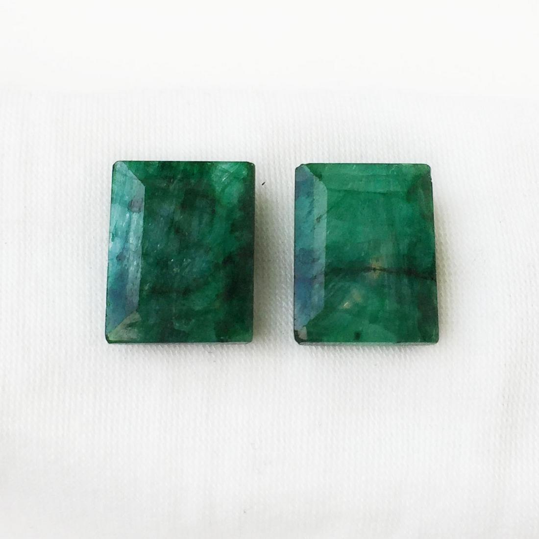 Pair of rectangular shape faceted emeralds 22.49 cts (1 of 3)
