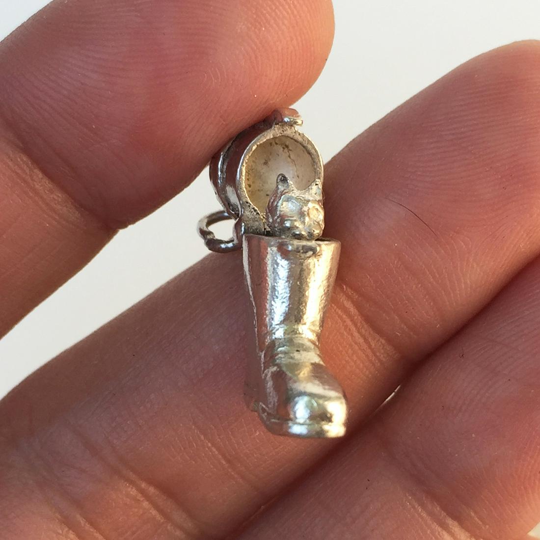 Vintage Sterling silver Cat in a Boot charm pendant (1 of 7)