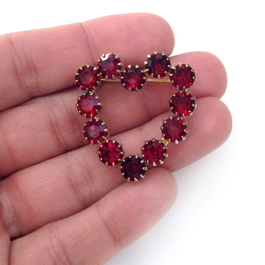 Vintage gold tone Heart brooch with prong set crystals (1 of 3)