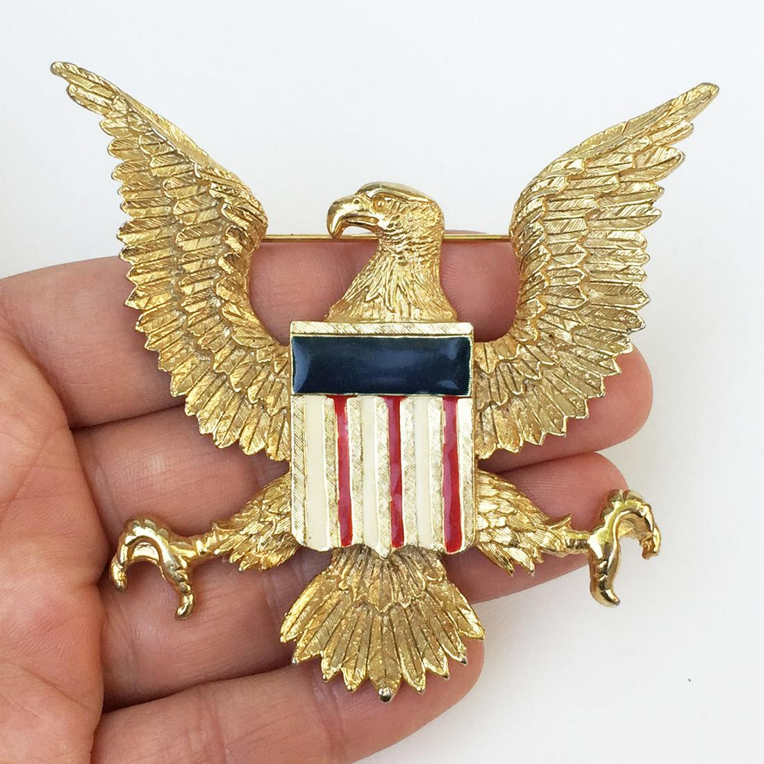 Vintage gold tone textured, enamel Eagle large brooch (1 of 3)