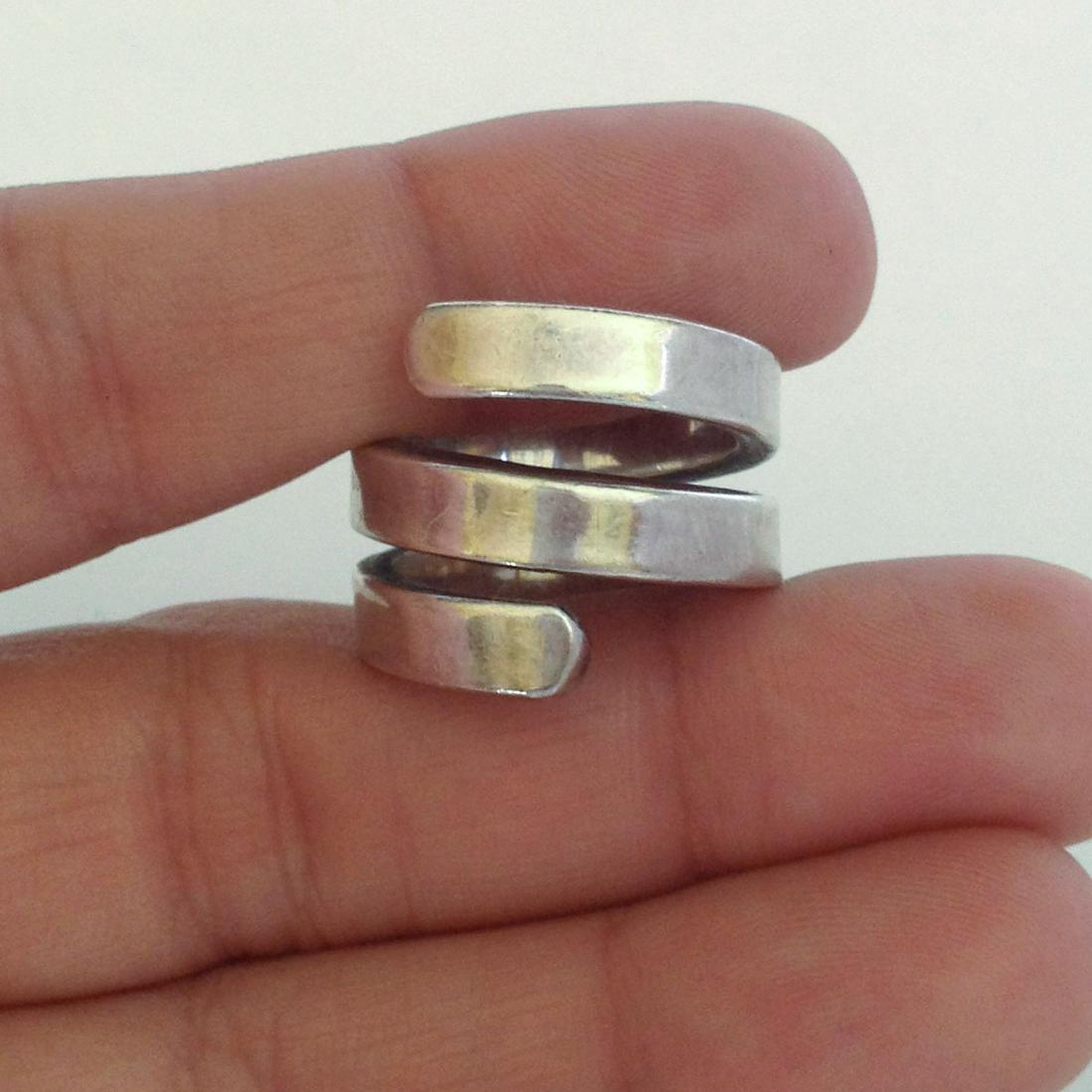 Sterling silver Wrap ring size 6 (1 of 5)