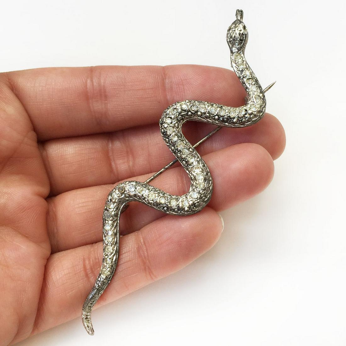 Vintage silver tone crystals Snake brooch (1 of 3)