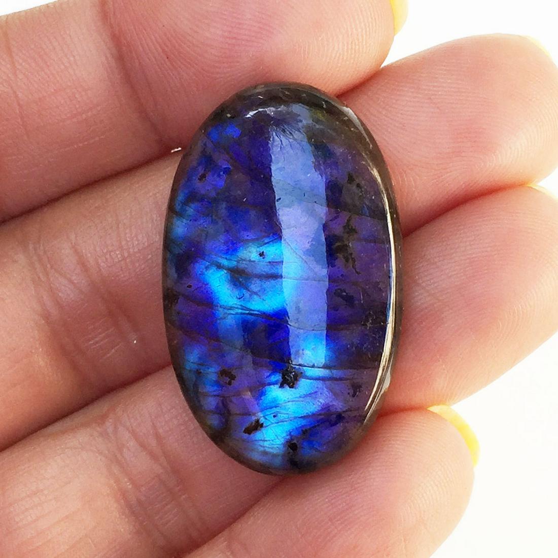 Oval shape labradorite cabochon, weight 43.55 cts (1 of 10)