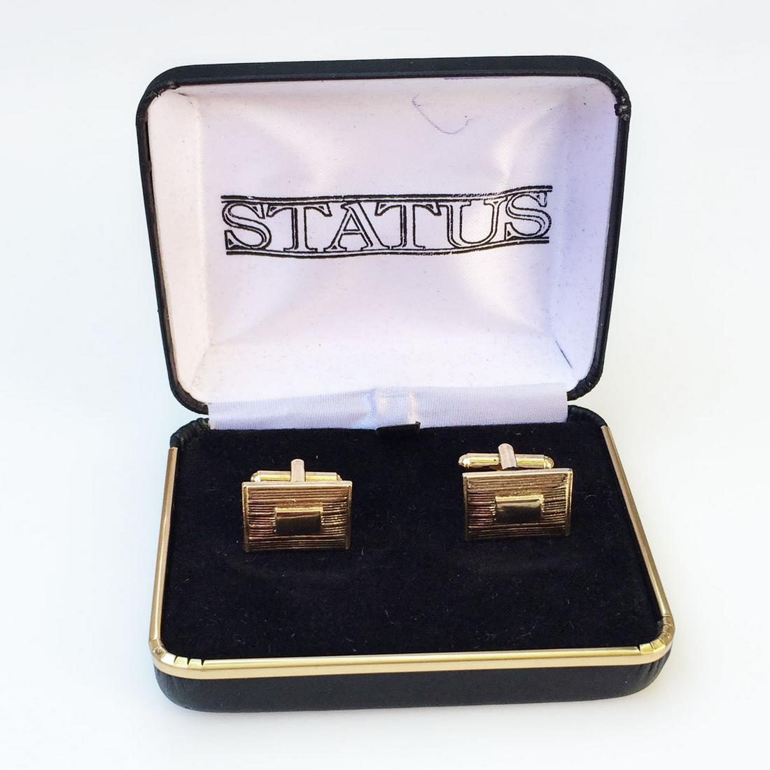 STATUS Vintage gold tone textured rectangular cufflinks (1 of 9)
