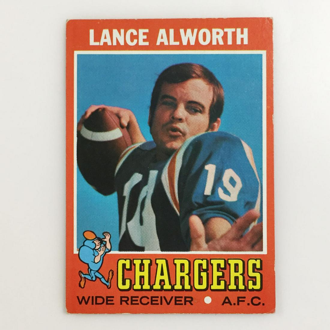 TOPPS 1971 LANCE ALWORTH Chargers Football card: TOPPS 1971 LANCE ALWORTH Chargers Football card. Condition good.
