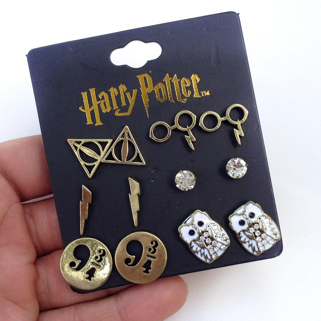 Harry Potter theme lot of 6 pair stud earrings set: Harry Potter theme lot of 6 pair stud earrings. Earrings are lighting bolt, platform 9 3/4, owls, clear crystals, glasses. Condition excellent