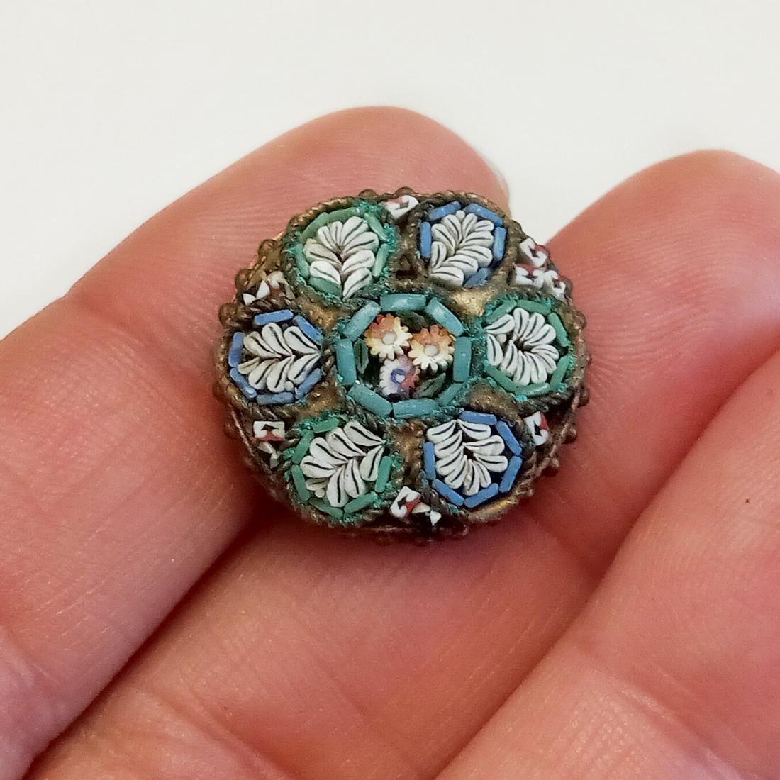 Vintage gold tone Micro Mosaic round brooch (1 of 4)