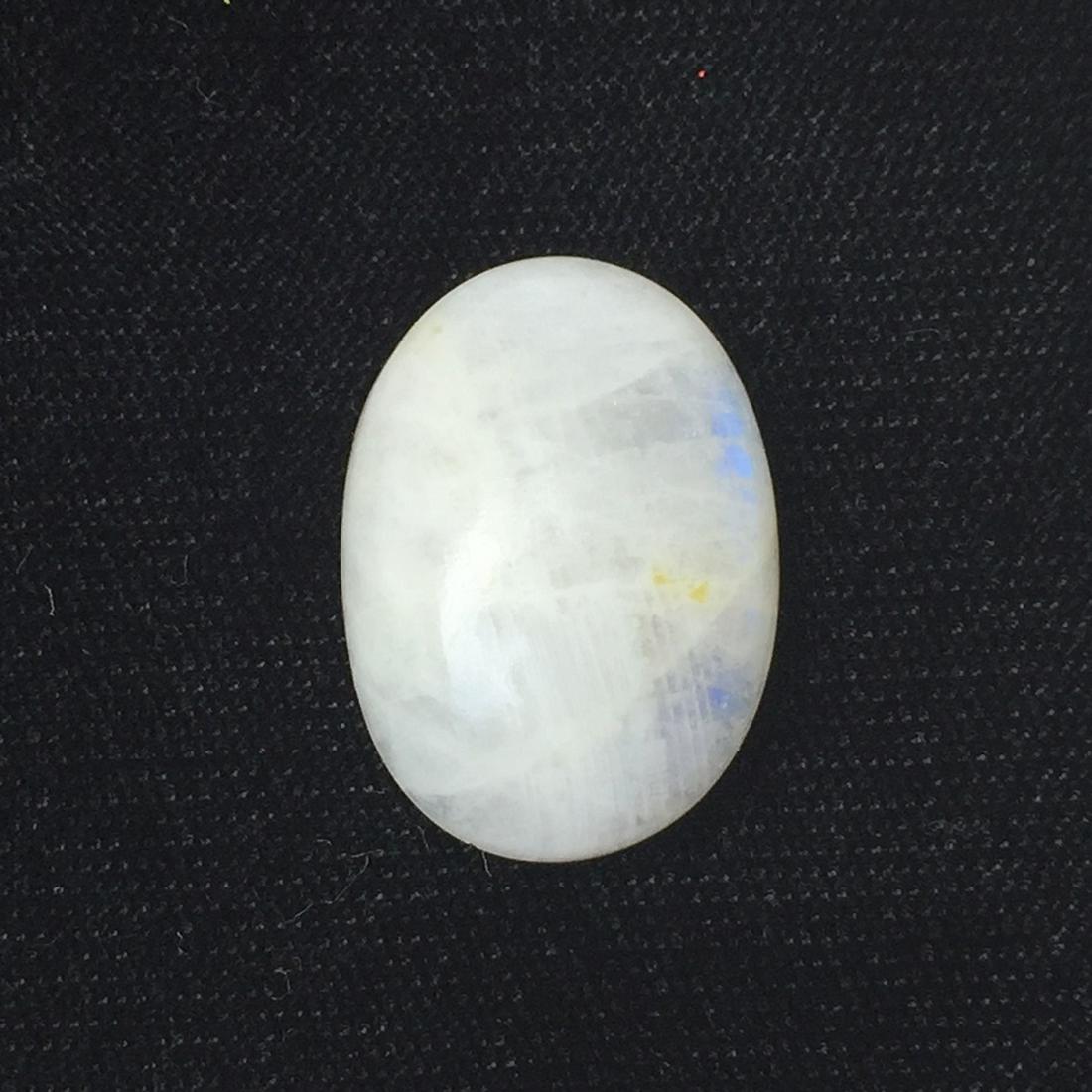 Oval shape Rainbow moonstone cabochon, weight 27.53 cts (1 of 3)