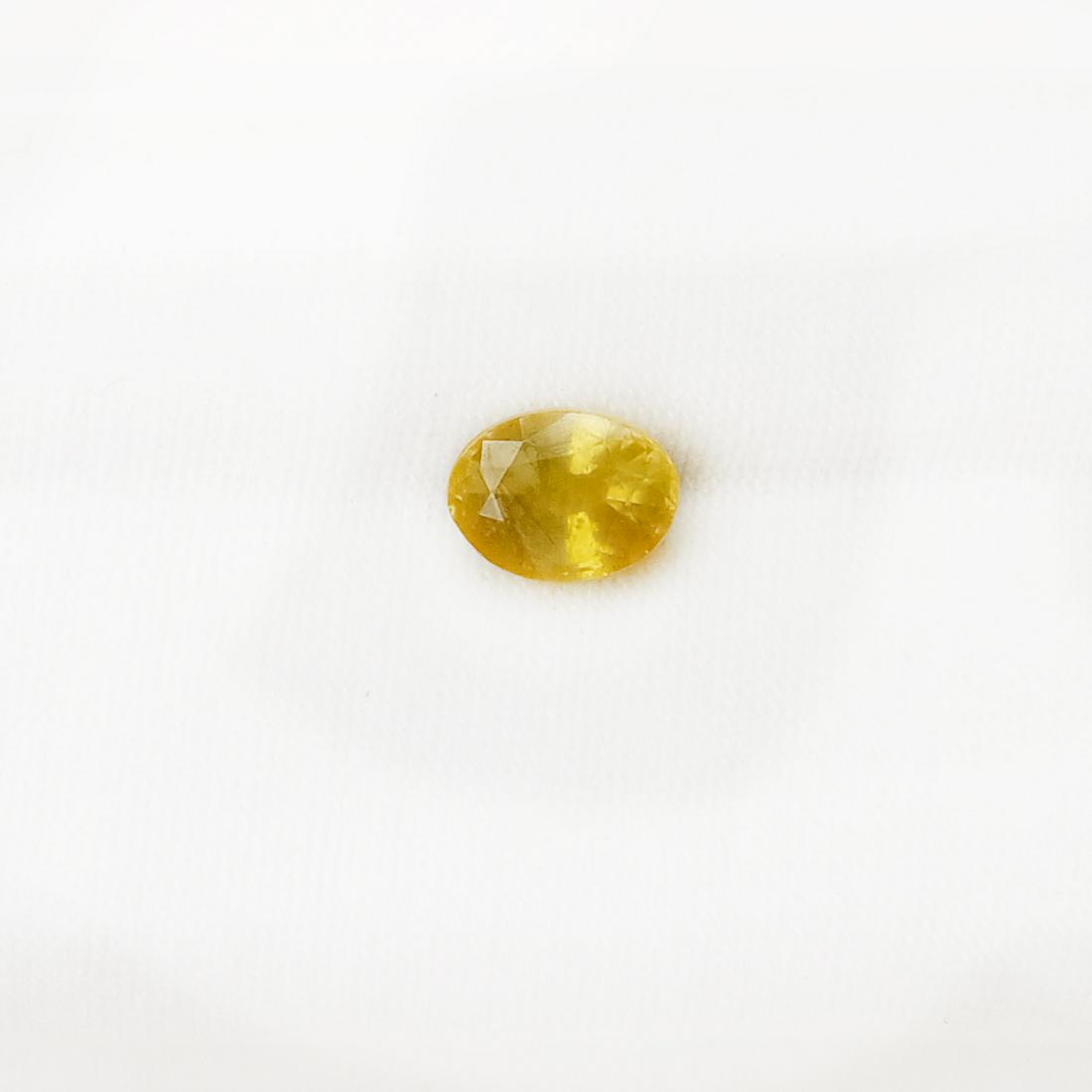 8x6 mm Oval shape faceted yellow sapphire, 2.21 cts (1 of 2)