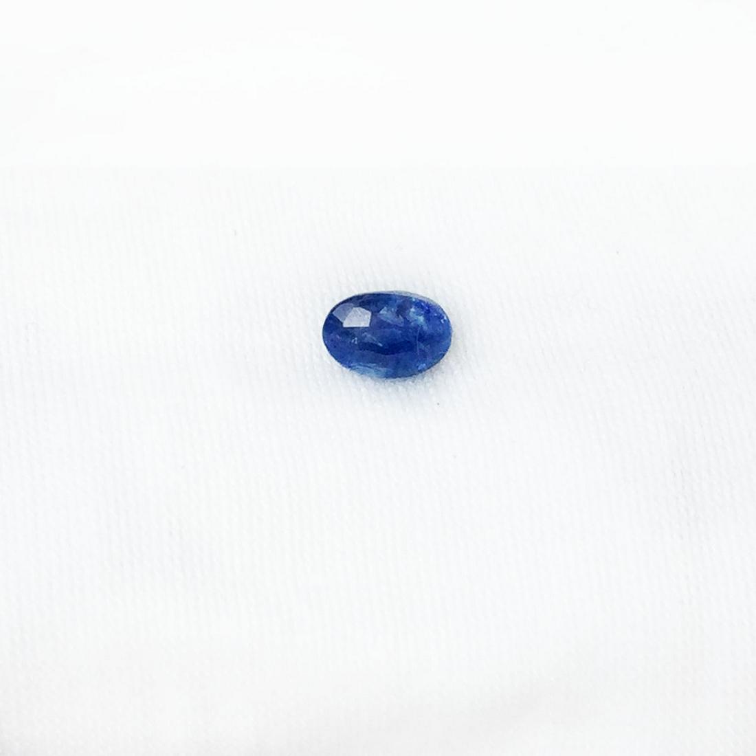 Oval Natural Untreated blue Ceylon Sapphire 1.24 cts (1 of 4)