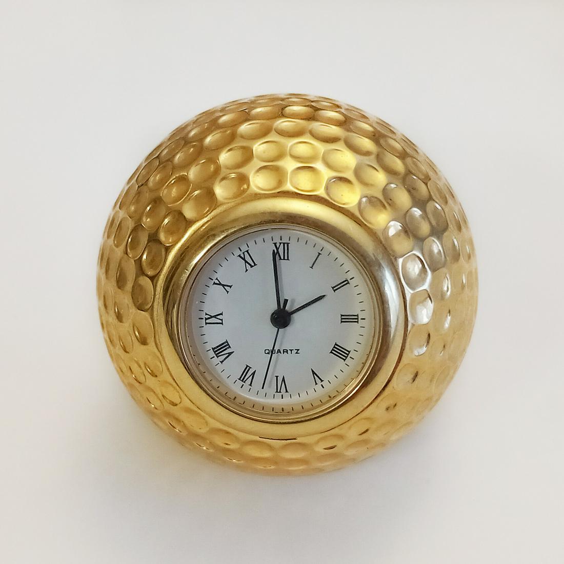 Gold tone Golf ball shape mini table clock (1 of 9)