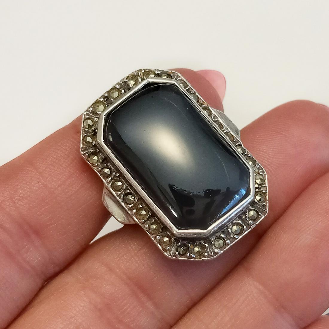 Sterling silver marcasites black cab ring, size 7 (1 of 6)
