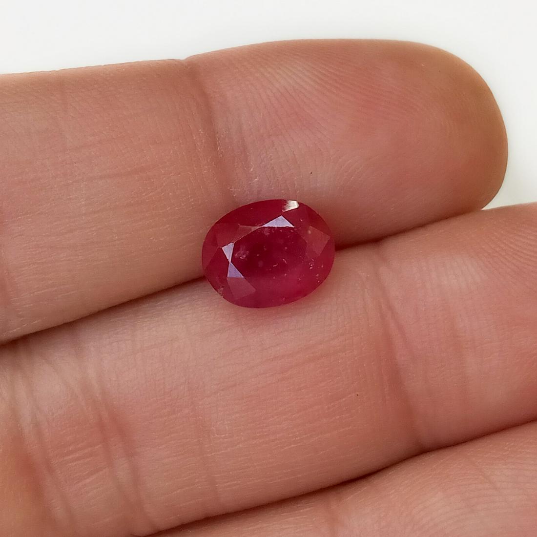 9x7 mm Oval shape faceted ruby, weight 2.90 cts (1 of 4)