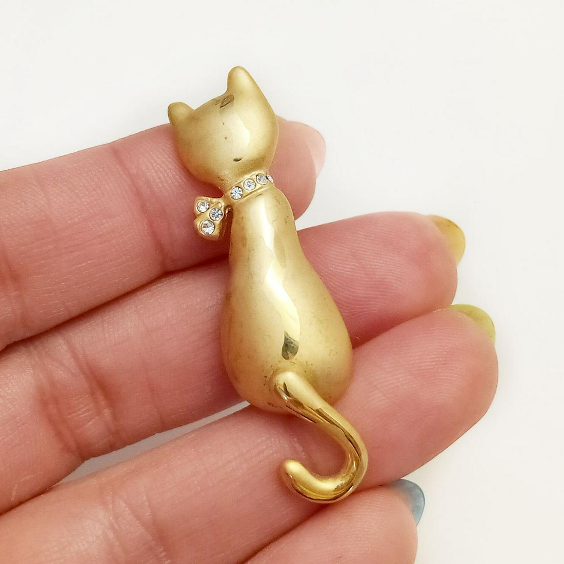 Vintage gold tone rhinestones Kitty Cat brooch (1 of 4)