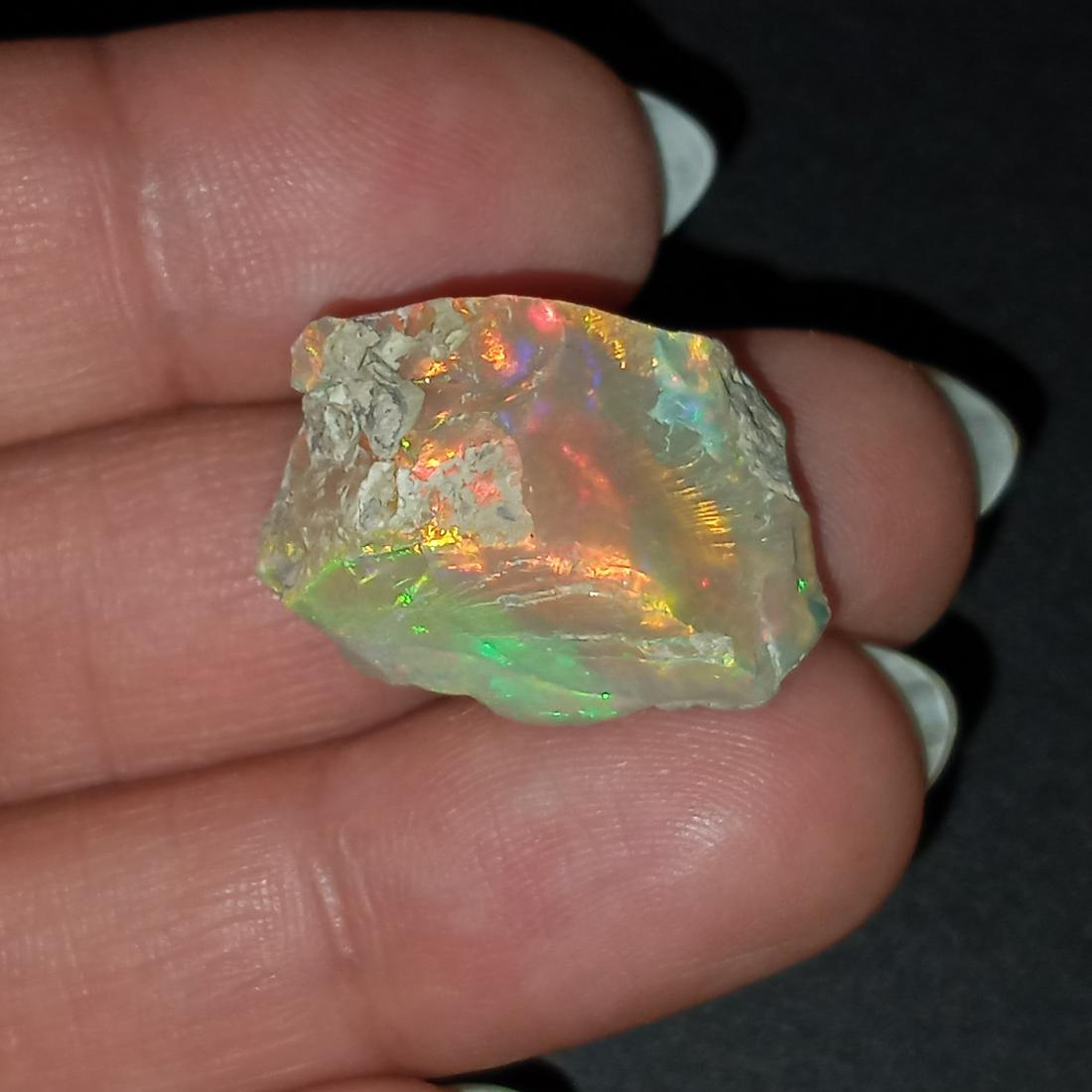 Raw rough free shape Welo Opal, weight 18.49 cts (1 of 6)