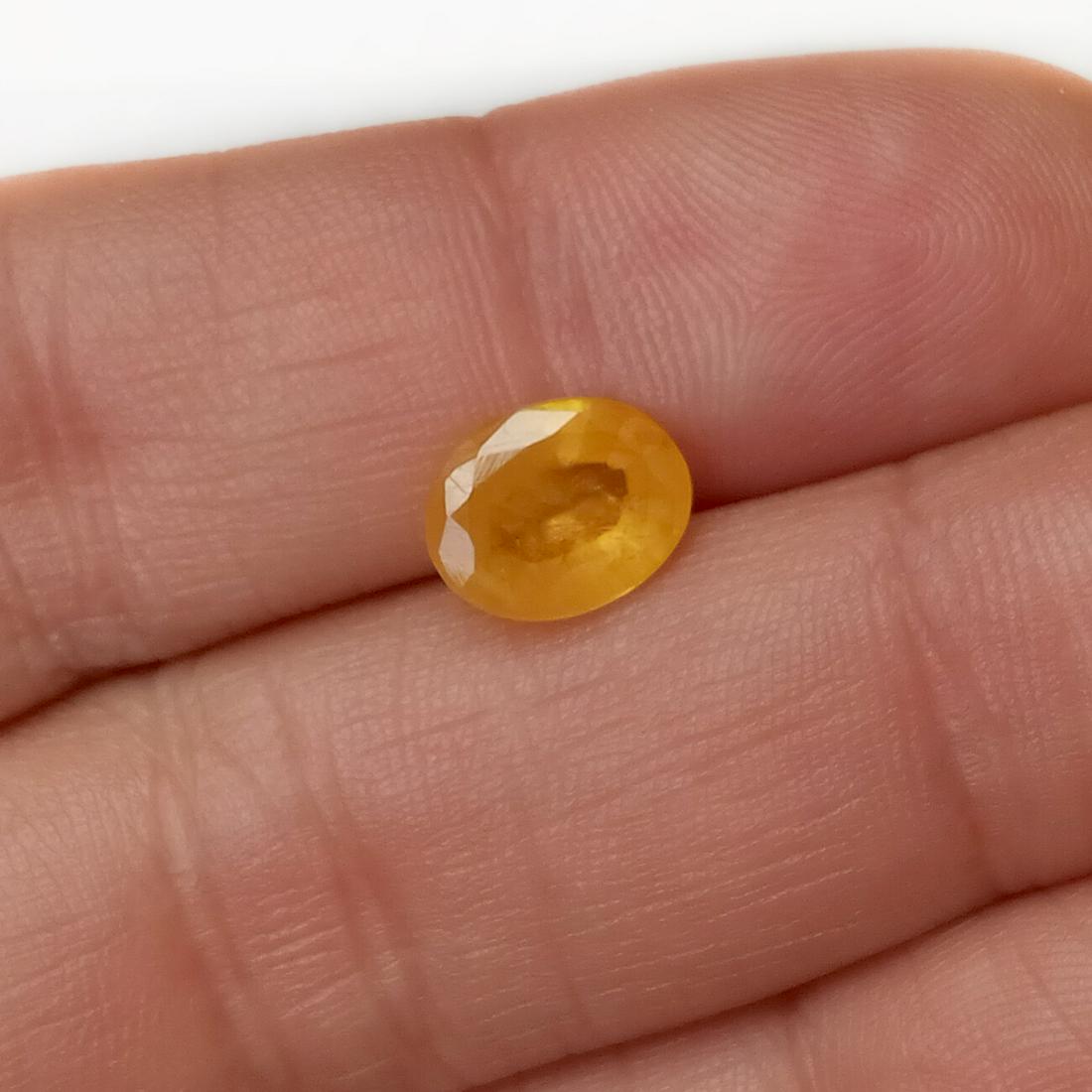 9x7 mm Oval faceted yellow sapphire, weight 2.27 cts (1 of 3)
