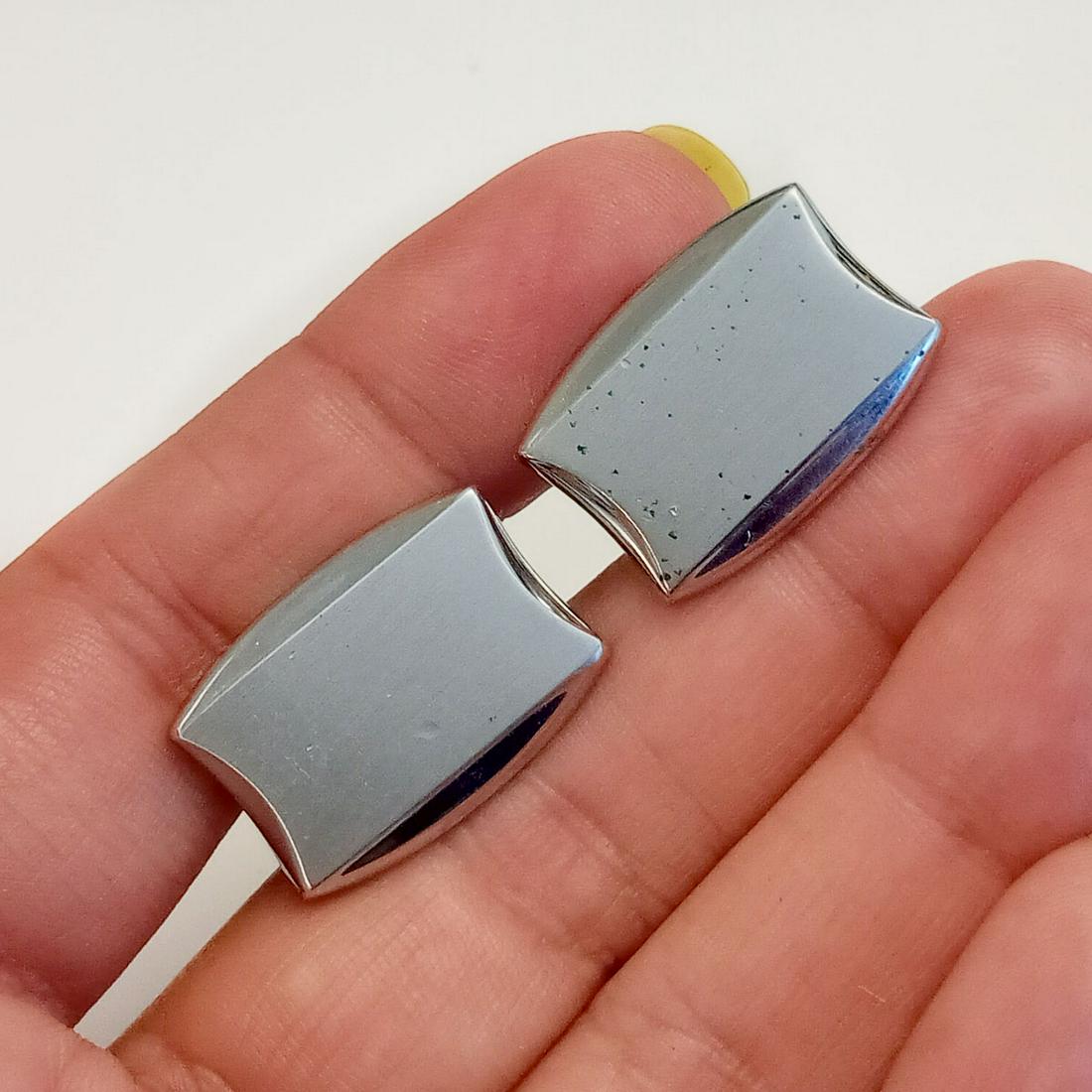 HICKOK Silver tone satin finish cufflinks, signed (1 of 6)