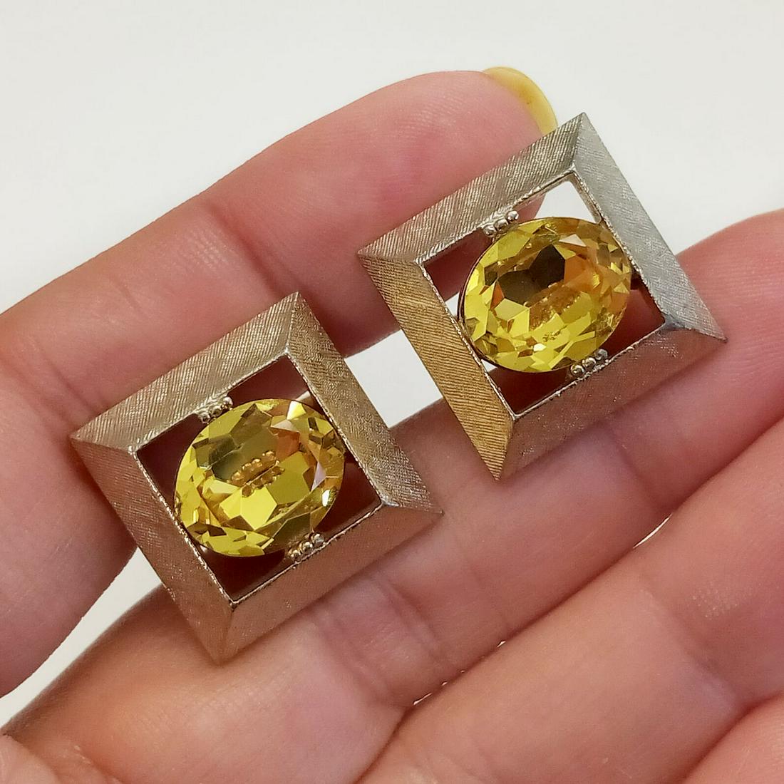 SWANK Gold tone citrine color rhinestones cufflinks (1 of 7)