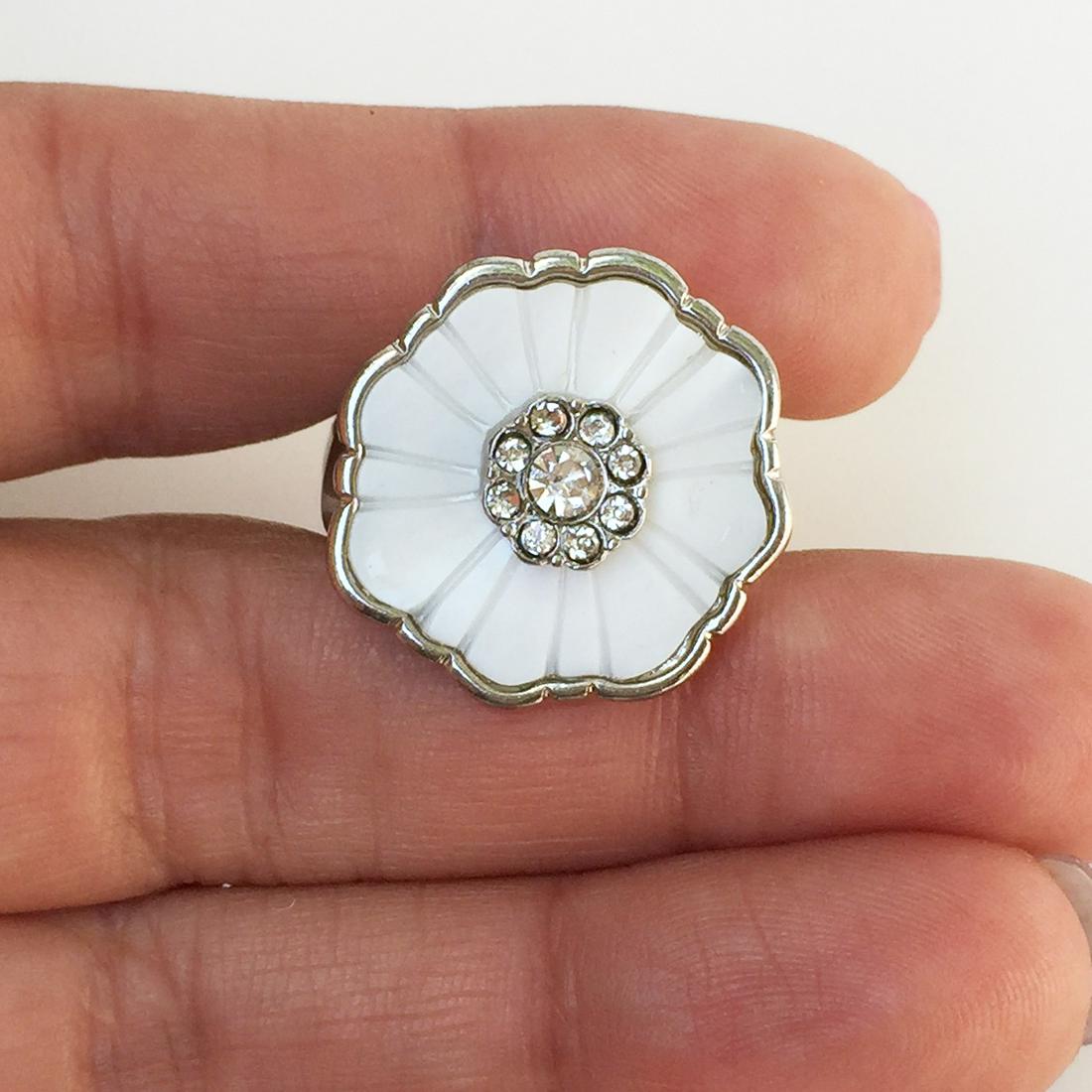 Silver tone crystals white carved Flower stretch ring (1 of 6)